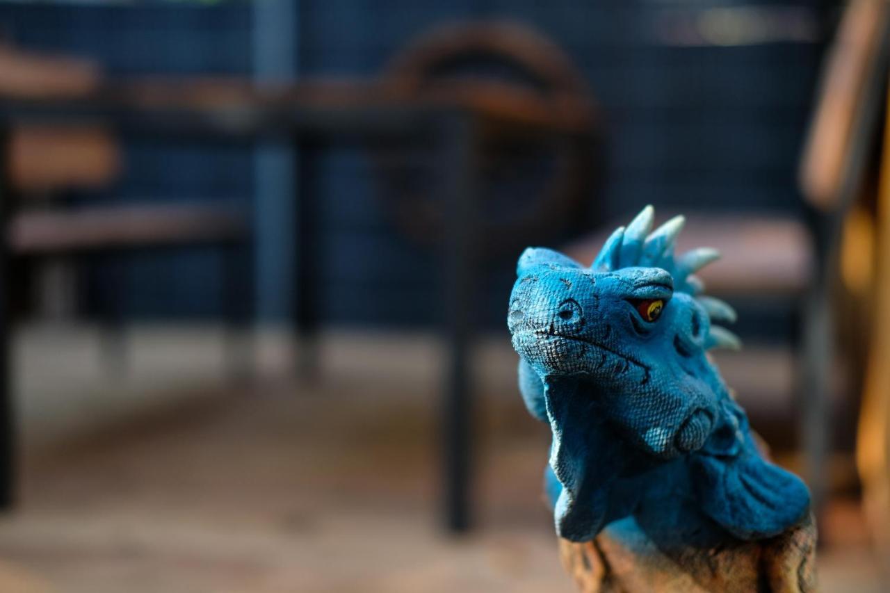 Iguana - Das Tiny Haus Am Reptilienzoo Reptilium ลันเดาอินแดร์ฟัลซ์ ภายนอก รูปภาพ